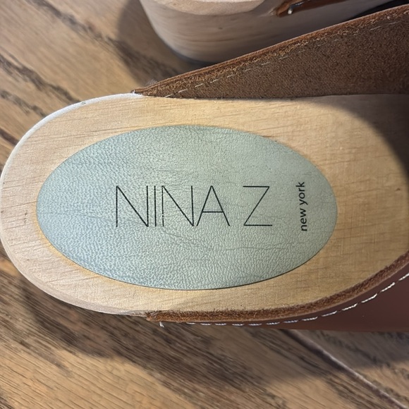 Nina Z New York MONA Classic Swedish Stapled Natural Clogs, 37 - Picture 10 of 11
